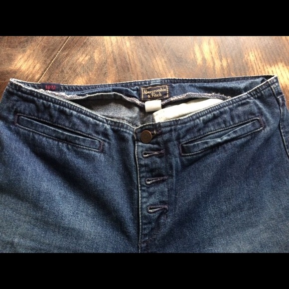 Abercrombie & Fitch Jeans - Picture 1 of 8